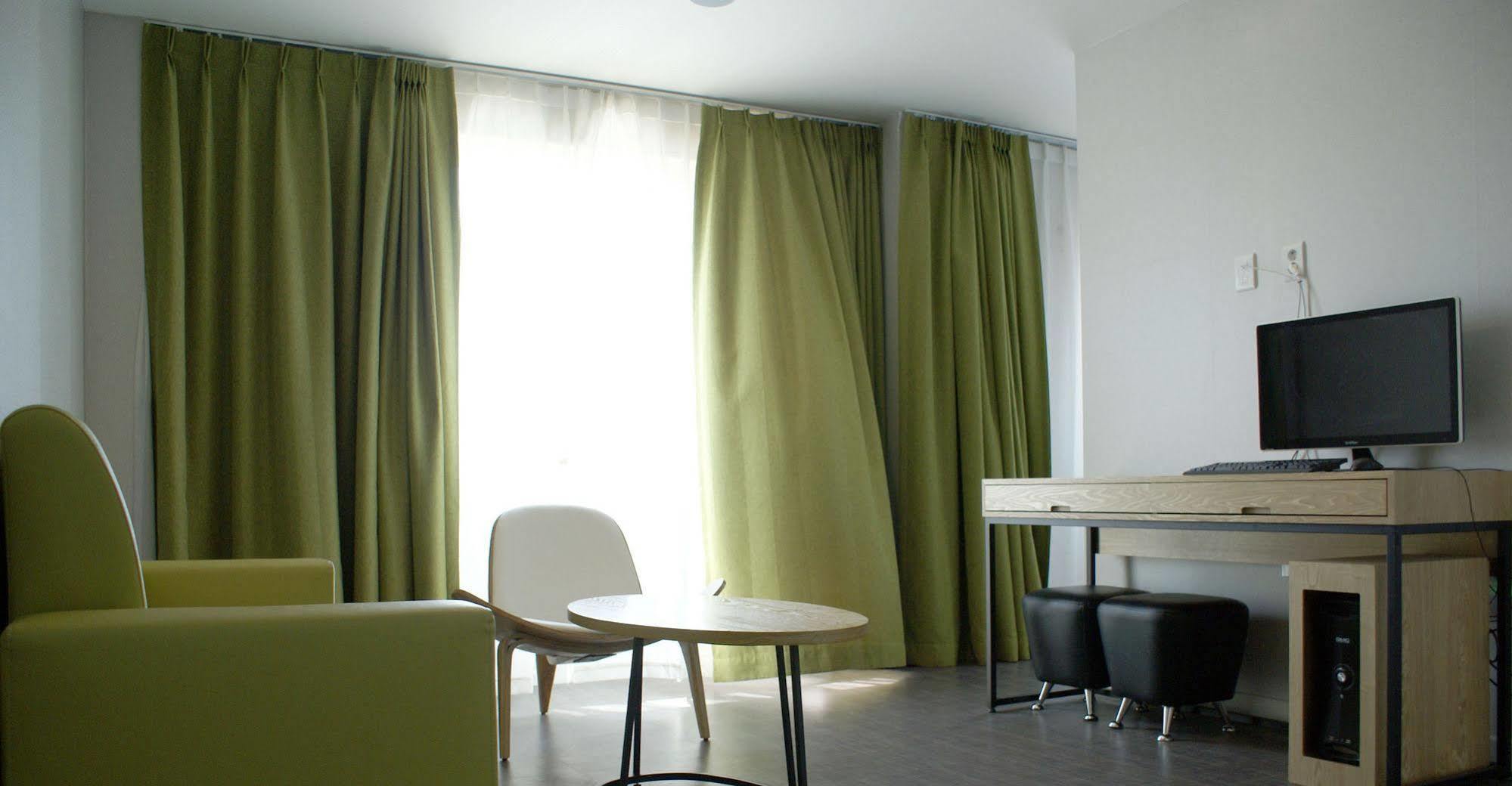 Y Ocean Hotel Joszu Kültér fotó