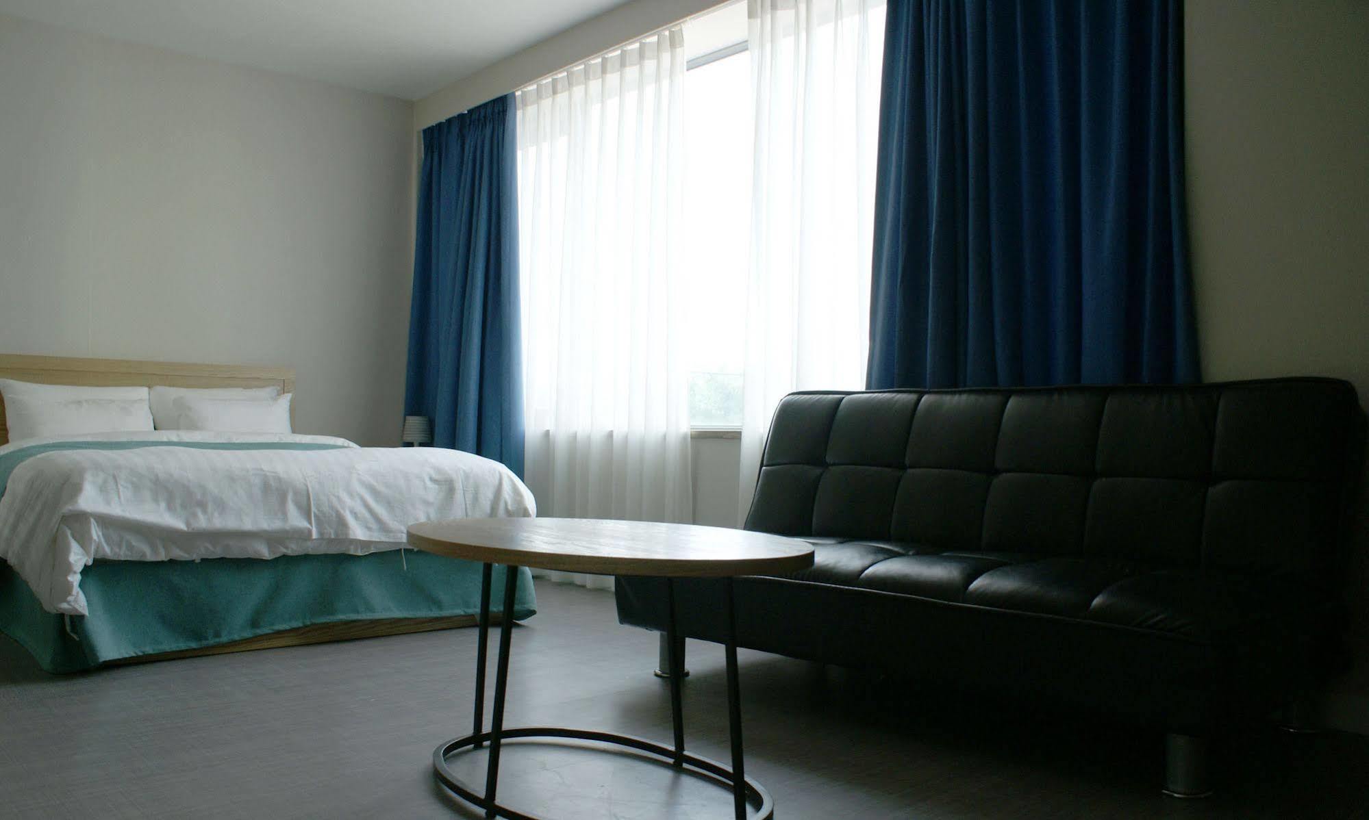 Y Ocean Hotel Joszu Kültér fotó