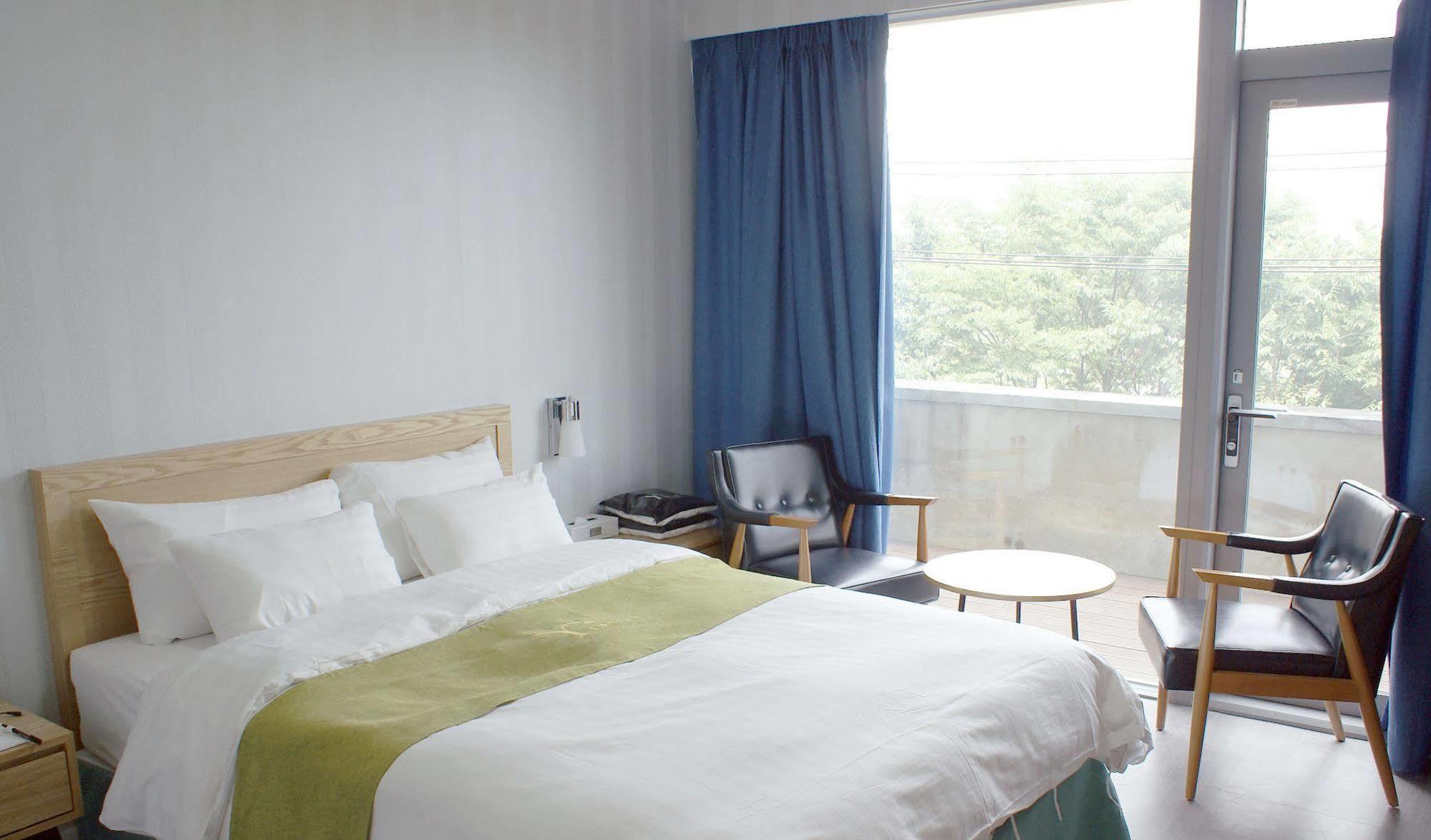Y Ocean Hotel Joszu Kültér fotó